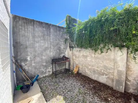 Depto Tipo Casa en Venta 14 años