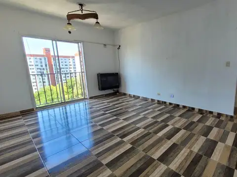 Las Flores 1600 , Piso 9