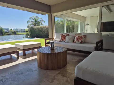 Casa en Alquiler A Estrenar