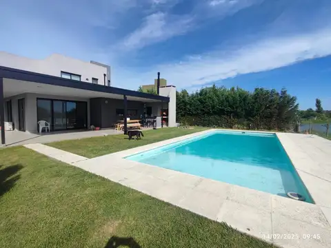 Casa en Venta 5 amb pileta  El Canton Norte Escobar