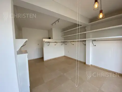 Local en Alquiler en Santa Fe, $ 450.000