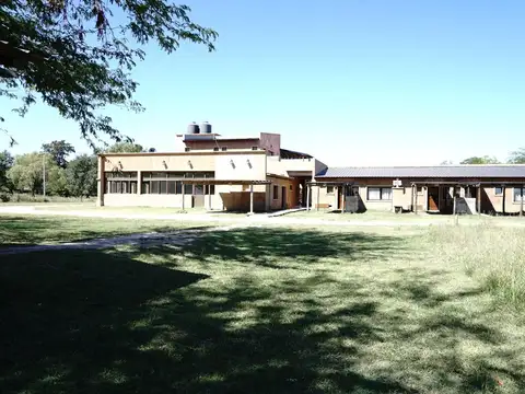 HERMOSO COMPLEJO CON SPA - LOBOS - TODAS LAS COMODIDADES