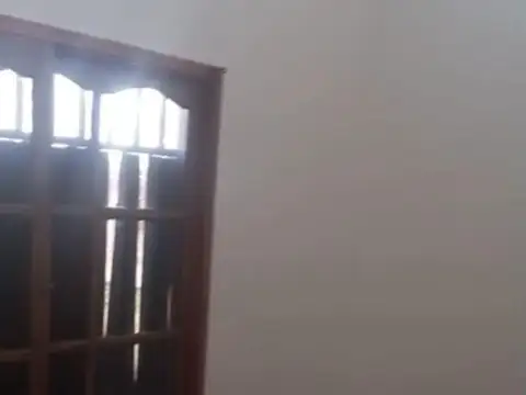Casa 2 ambientes con 1 baño