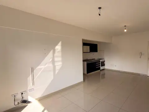 Departamento en Alquiler en Lomas del Mirador, $ 550.000