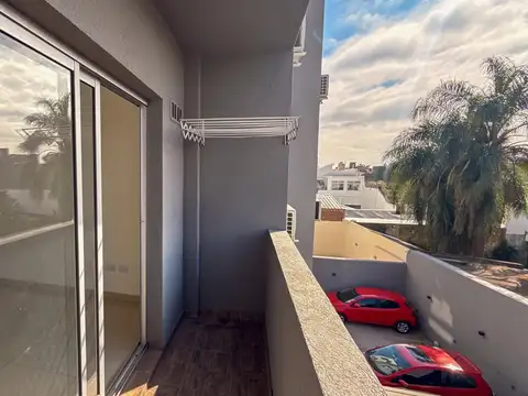 Departamento en Alquiler con 1 cocheras