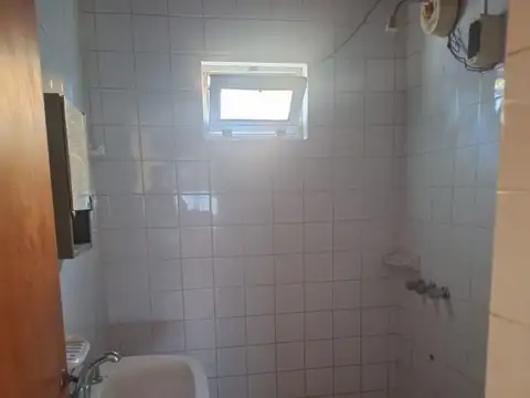 VENDO CASA EN VILLA ELISA