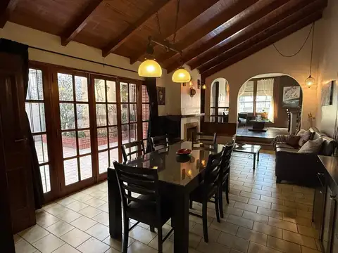 Depto Tipo Casa en Venta en Centro, USD 179.000