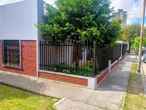 Venta Casa Villa Lugano 4amb patio terraza cochera