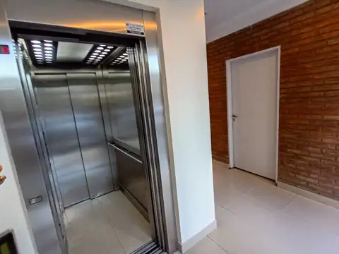 Departamento en Venta en Villa del Parque, USD 99.000