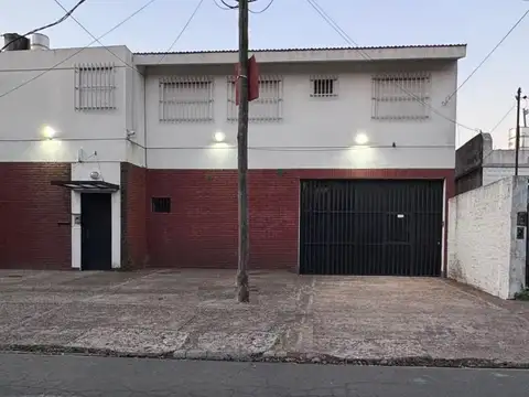 Galpón en venta en Castelar Norte
