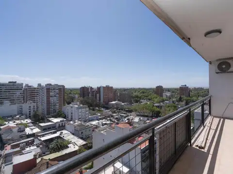 Ladislao Martínez 200