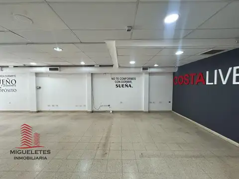 Local en Alquiler en Neuquen, $ 8.000.000