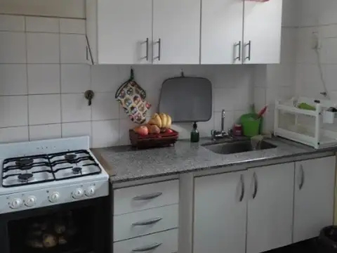 Depto Tipo Casa en Venta 60 años