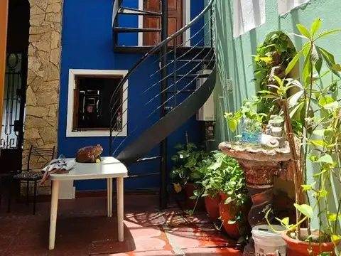 CASA LOTE PROPIO C/ PATIO Y TERRAZA