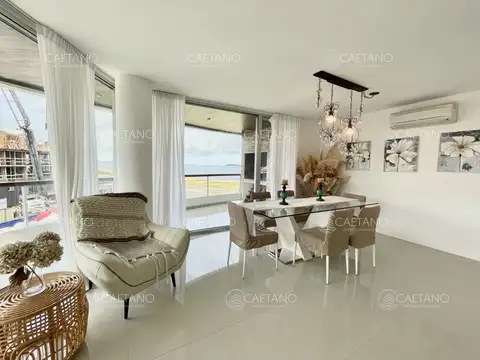 venta apartamento 2 dormitorios  2 baños  Parrillero. Playa mansa, Punta del Este