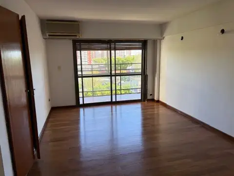 Sarmiento 38 , Piso 7