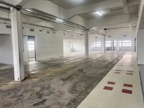 Alquiler depósito 1900 m2
