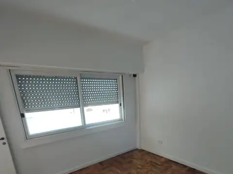 Tres Arroyos 800, Piso 5