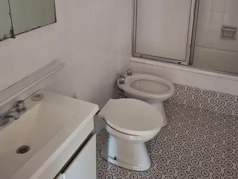 Departamento en Alquiler en Recoleta, $ 700.000