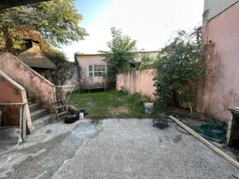 Casa 7 ambientes con 4 baños