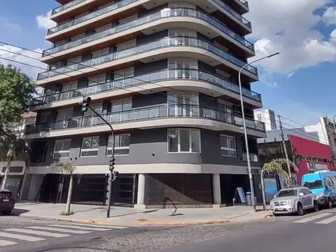 CONSTRUIDO POR NOCITO. AV. RIV 10600