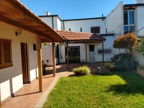 casa 4 dormitorios, parque, cochera, venta