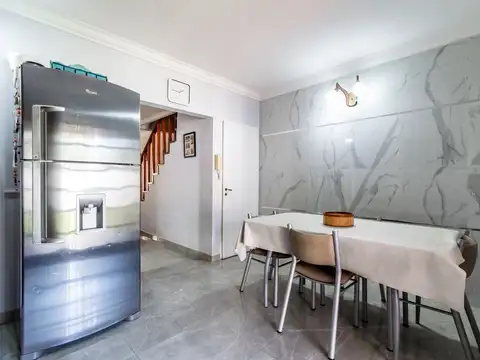 Depto Tipo Casa en Venta 20 años