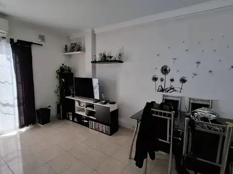Depto Tipo Casa en Venta 14 años