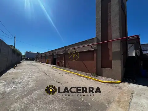 Nave Industrial en Carapachay