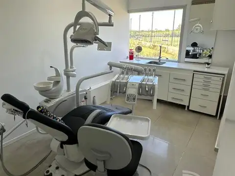 Oficina en Riviera Park