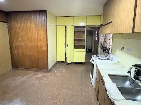 Departamento en Venta en Villa del Parque, USD 148.000