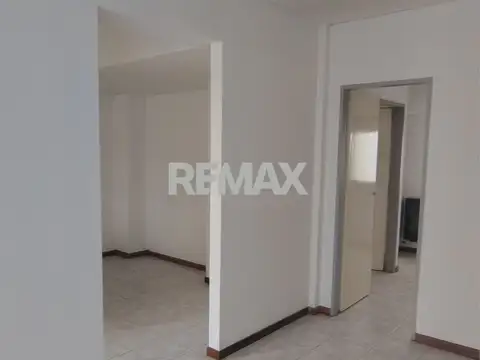 Oficina en Alquiler en Cipolletti, $ 1.400.000