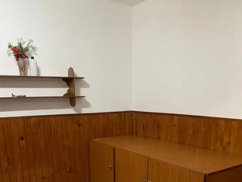 Venta. Casa 3 amb con garage p 2 autos y fondo libre. Los Polvorines. Renacimiento 3535