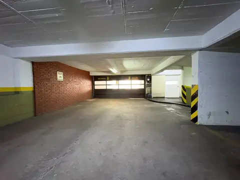 VENTA COCHERA PRIVADA CENTRO
