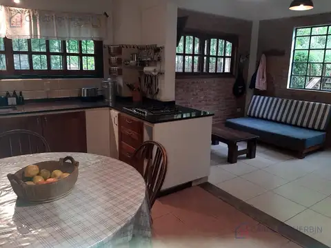 Casa en Alquiler Temporal con 2 cocheras