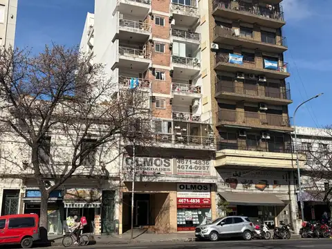 VENTA DEPARTAMENTO 2 AMBIENTES FLORESTA