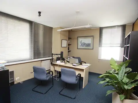 Oficina Monoambiente con 2 baños