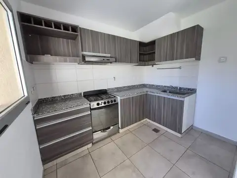 Casa en Alquiler en Cipolletti, $ 2.500.000