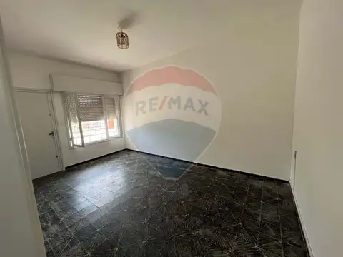 José Garibaldi 1200