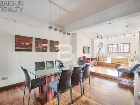 Casa de 6 ambientes con jardín, pileta, parrilla y garage en venta en Coghlan