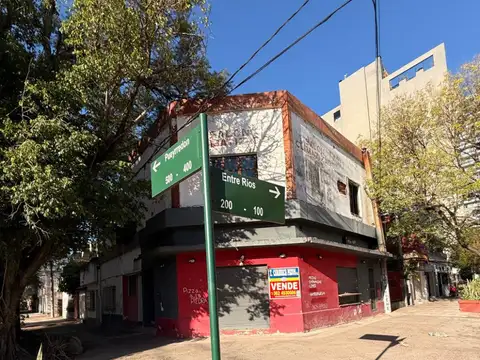 Local en Venta 40 años