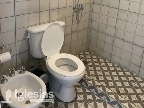 Depto Tipo Casa 5 ambientes con 4 baños