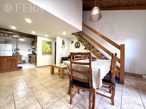 Venta PH 3 ambientes con patio en Wilde