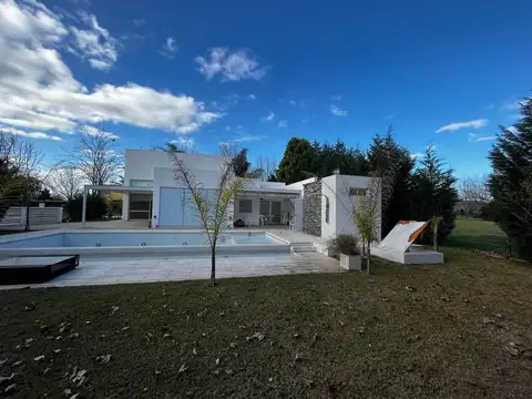 Casa en Venta de 5 dormitorios