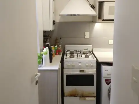 Dr. Nicolas Repetto 1500, Piso 3