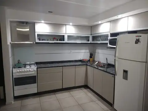 CASA EN VENTA EN GODOY CRUZ