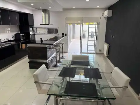 Galpon en Venta en Caseros, USD 229.000