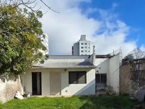 Avenida Nemesio Álvarez 220