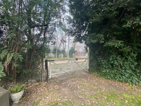 Casa en Venta en Berisso [Cod: 7253-54]