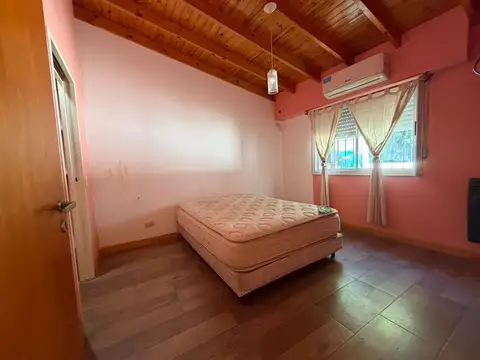 VENTA CASA 5 AMB CON 2 COCHERAS POMPEYA
